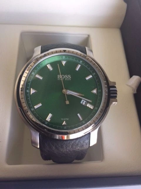 Hugo boss hole shop in one watch price