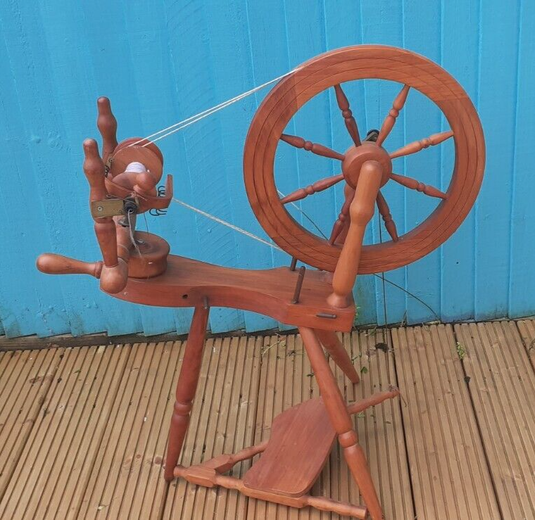Pipy NZ Traditional Spinning Wheel from 1970's. Fully working eBay