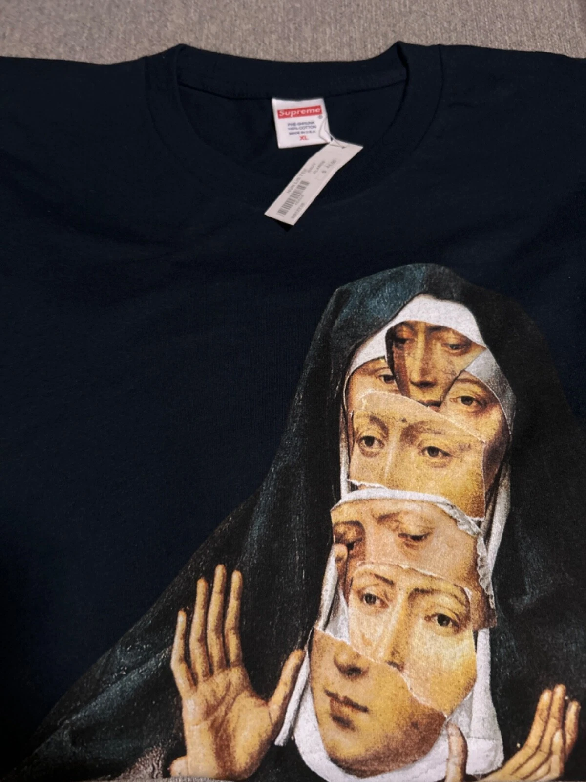 Tee Supreme Nuns taille XL