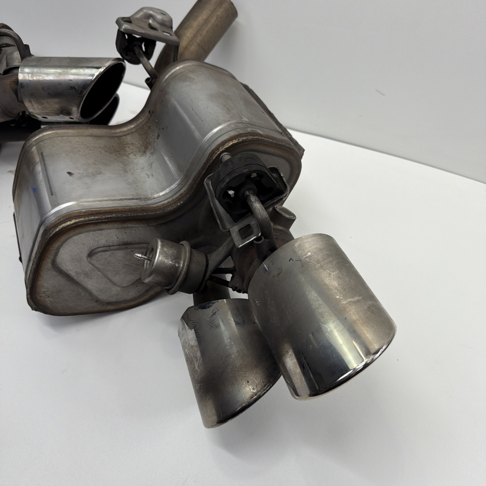 🟢2014 - 2021 Maserati Ghibli Rear Right & Left Exhaust Muffler Tip OEM🟢