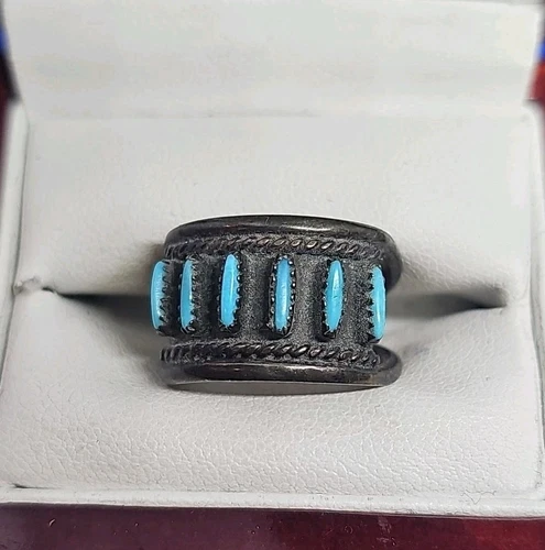 Vintage Zuni Sterling Silver, Needlepoint Turquoise Women's Wide Ring Size 7.5
