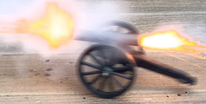 Small 8" Working Black Powder Signal Cannon 4 1/4" Barrel 3 1/2" Wheels