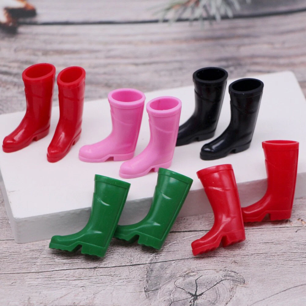 1Pair Dollhouse Miniature Tall Rubber Rain Garden Boot Plastic