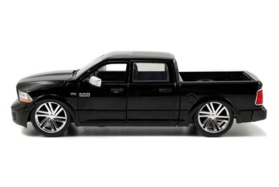 ミニカー jadatoys Just Trucks 2014 RAM 1500 dub $_12.JPG?set_id=880000500F