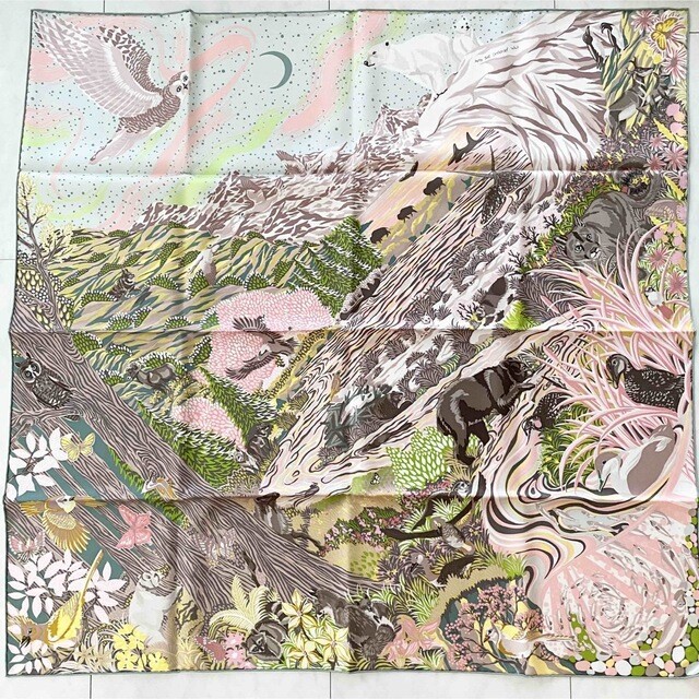 Hermes Scarf Into the Canadian Wild 90 cm Silk navy Carre animal