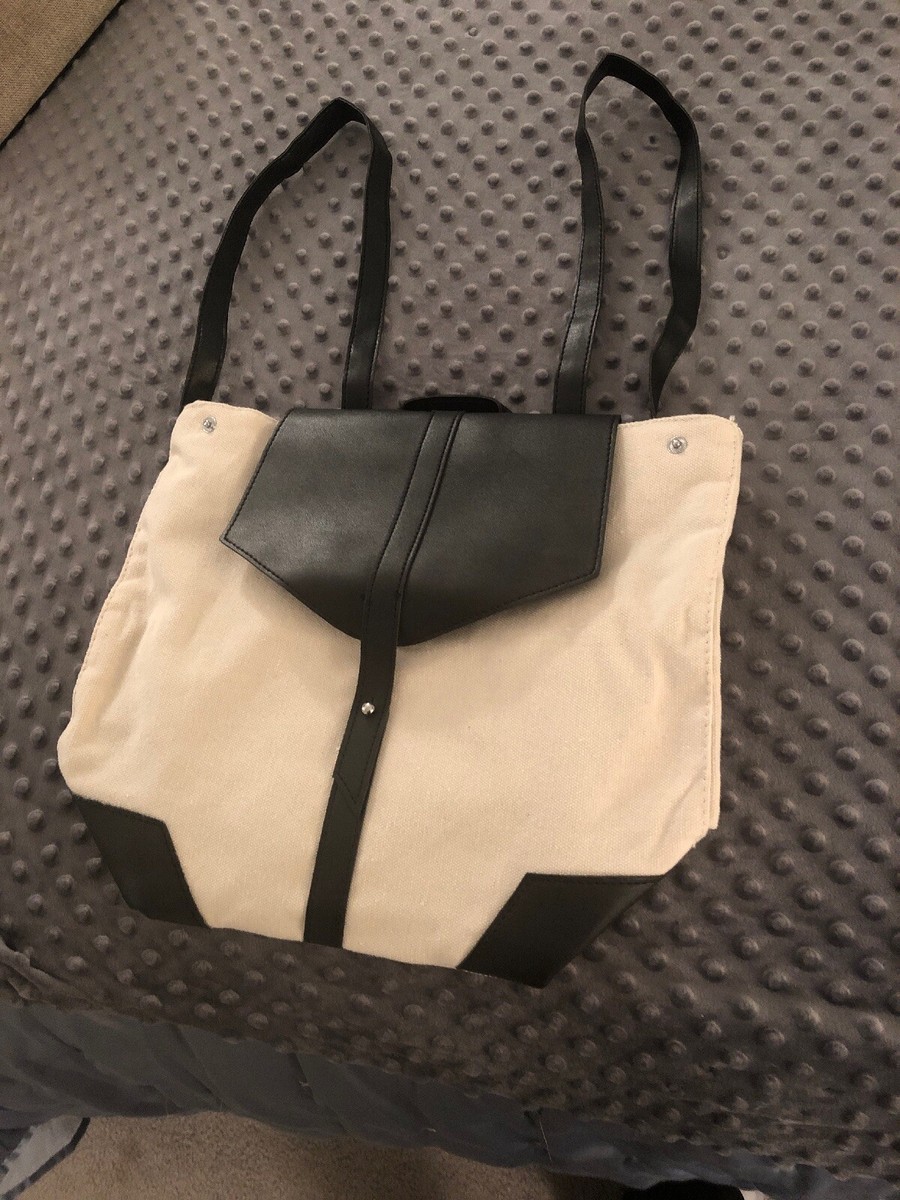 gray lululemon bag Everywhere Belt Bag  The Dashery