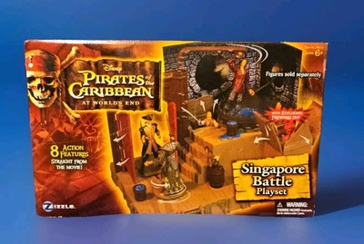 Disney '' PIRATES of the CARIBBEAN '' At Worlds End - Singapore Battle Playset  8
