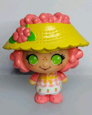 Strawberry Shortcake CheeBee Micro Figure Peach Blush