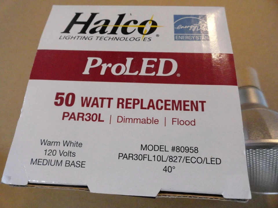 2 Halco PAR30L LED Flood Light Bulb 80958 PAR30FL/827/ECO/LED DIMMABLE 10W 2700K - Image 3 of 4