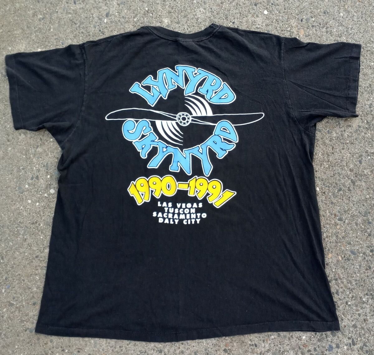 Vintage Lynyrd Skynyrd 1991 Tour T-Shirt Rock Band 90s Size Vintage Lynyrd Skynyrd 1991 Tour T-Shirt Rock Band 90s Size