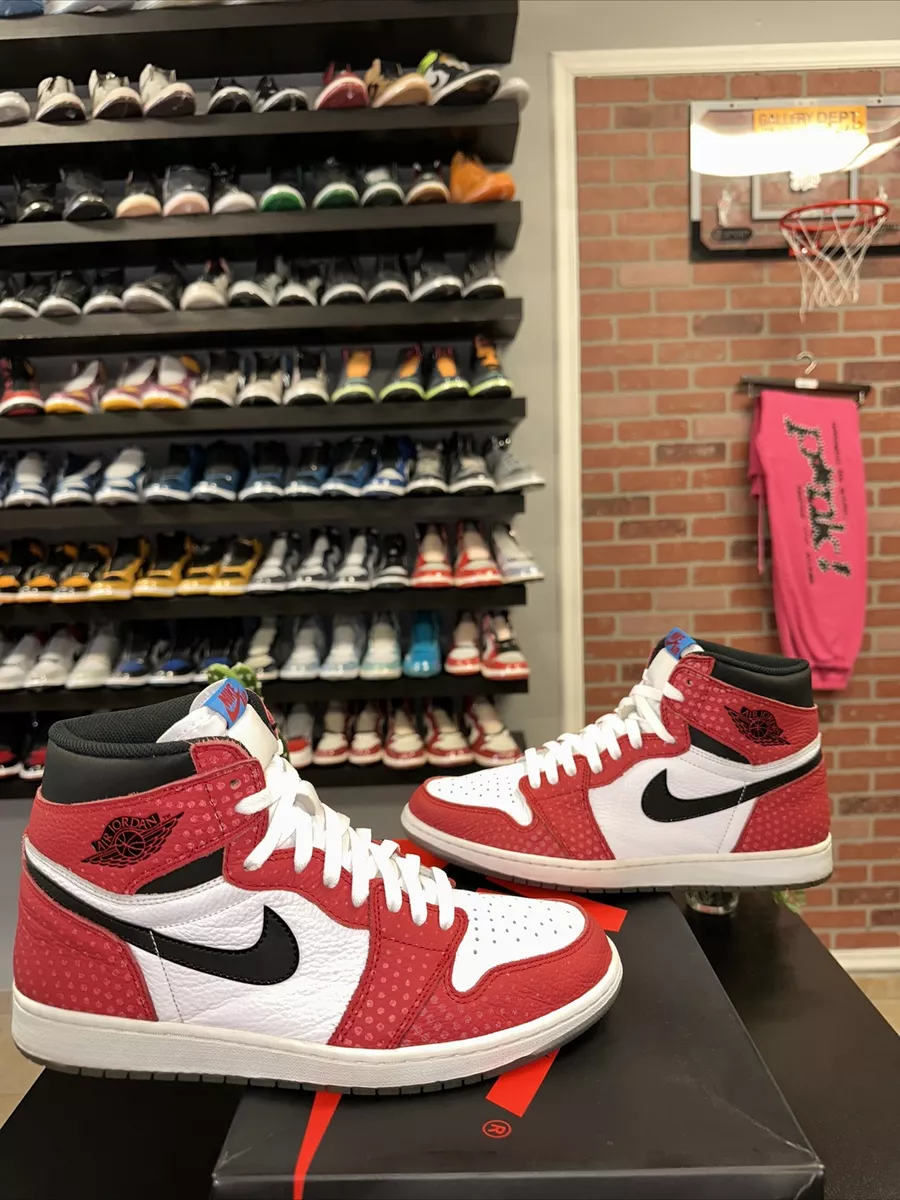 AUTHENTIC 555088 602 Nike Air Jordan 1 High OG Spider Man Origin Story Size 11.5 AUTHENTIC 555088 602 Nike Air Jordan 1 High OG Spider Man Origin Story Size 11.5