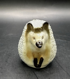 VTG RARE Lomonosov Porcelain Figurine Russia USSR Hedgehog Hand Painted MINT!