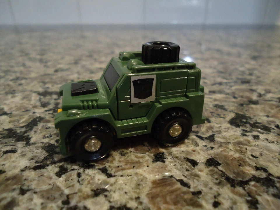Mini bot marrón G1 Transformers 1984 brazo faltante Foto 3 de 4