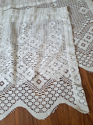 Vintage Knit Lace Window Valance White Floral Scallop Edge Cottage Country 69x20 - Picture 2 of 3