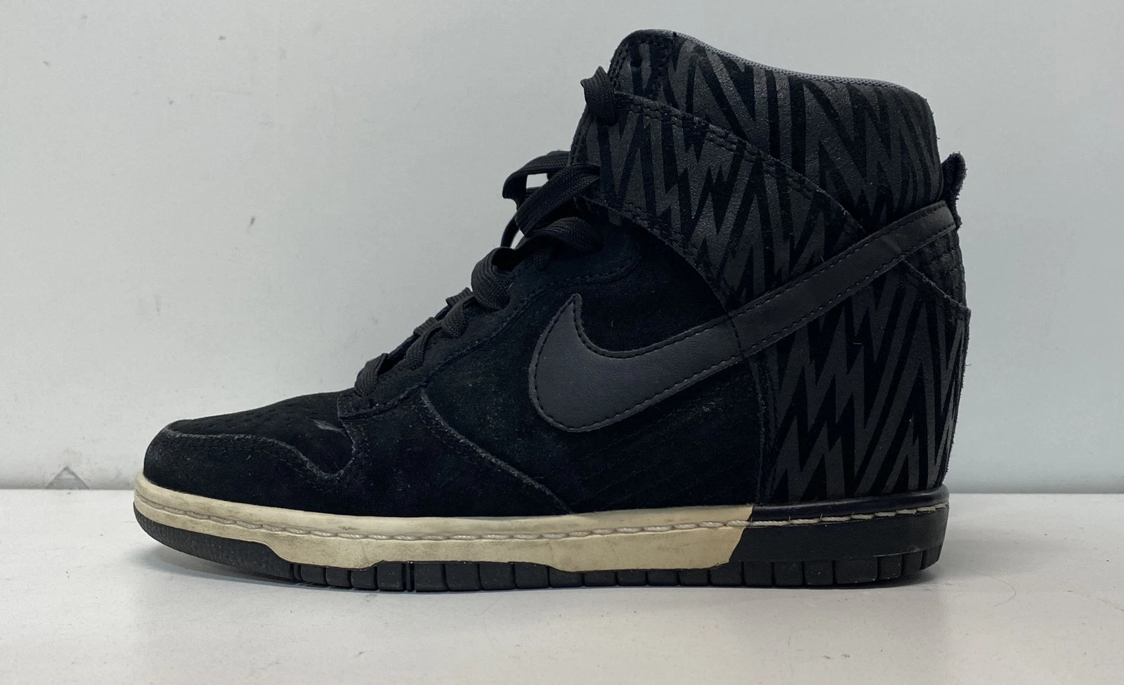 Sneakers alte Nike da donna taglia 7 5 US