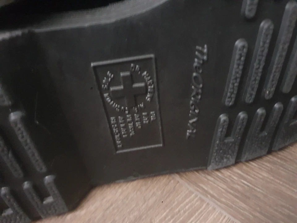 Dr. Martens 1460 Mono, photo 4 of 5