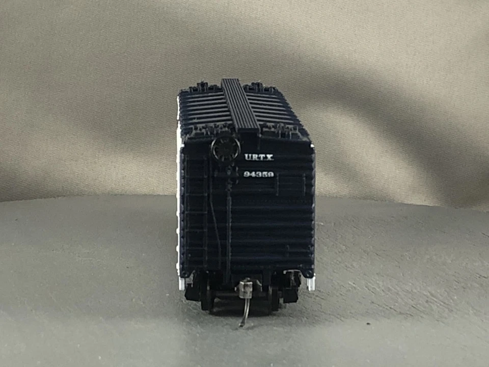 Athearn/Bev-Bel - Cerveza Pabst Blue Ribbon - Refrigerador de acero 40' + Peso # 94359 Foto 2 de 4