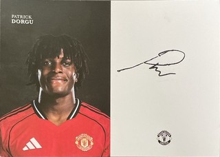 Patrick Dorgu Drucksignierte Autogrammkarte Manchester United 25/26