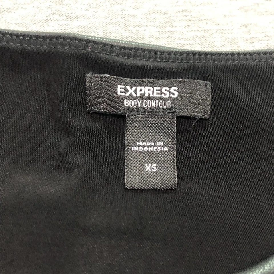 Express 人造皮革衬衫女式 XS 身体轮廓复古 Goth Chic 极简主义者 — 第 2/4 张图片