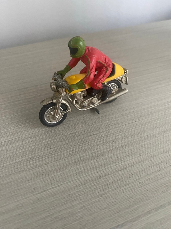 Vintage Diecast Motorcycle Toy Miniture  plate #BRI 76 with Rider
