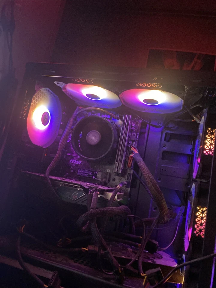 tarjeta gráfica para juegos pc usada 560 Phantom Foto 3 de 4