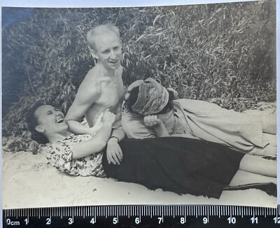 Pretty Cute Young Women Attractive Girls Nice Shirtless Man Old Photo #2921