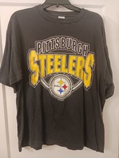 Vintage 1996 Pittsburgh Steelers T-shirt Logo7 Size XL. Made USA