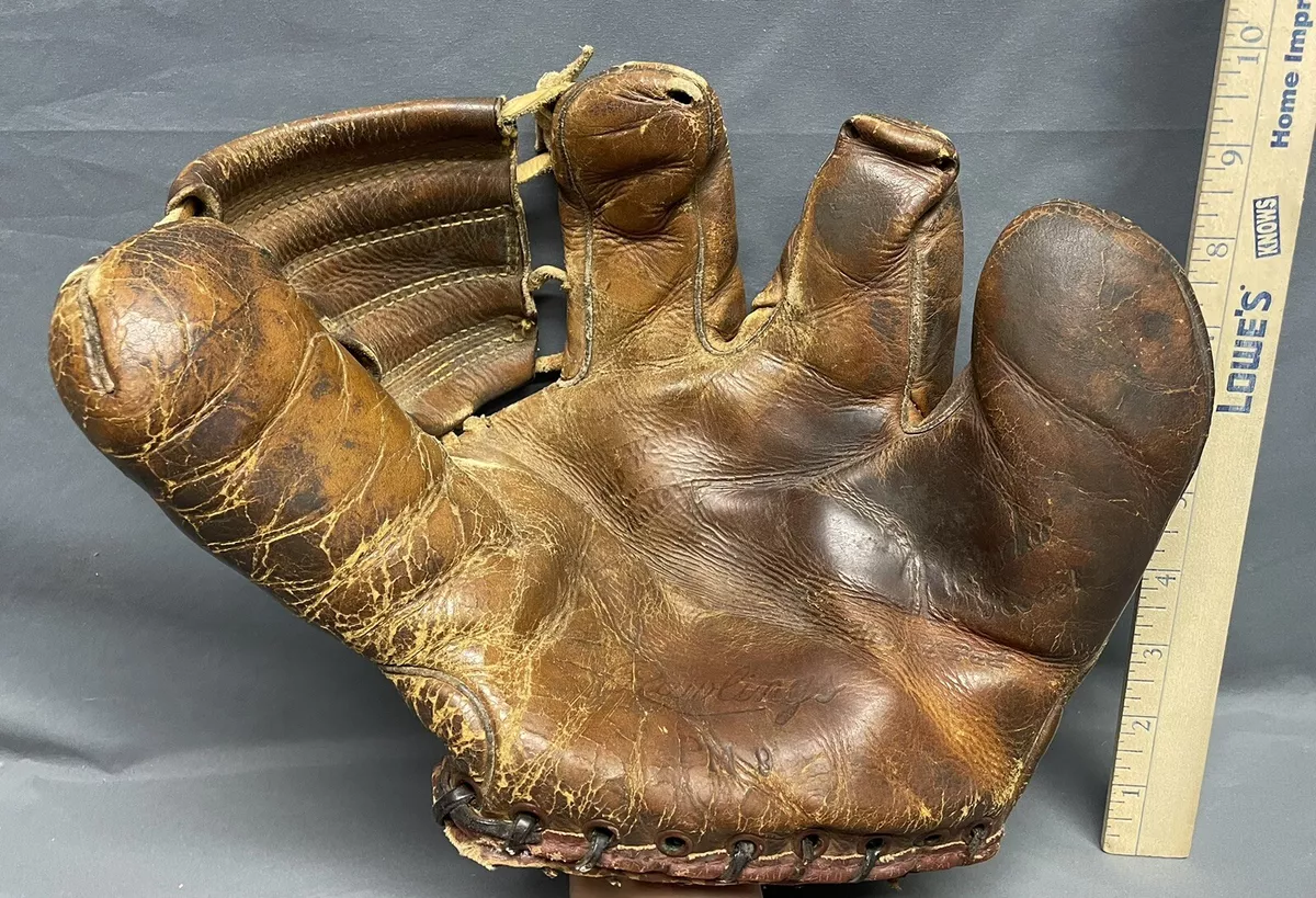 Old fashioned baseball glove 2025