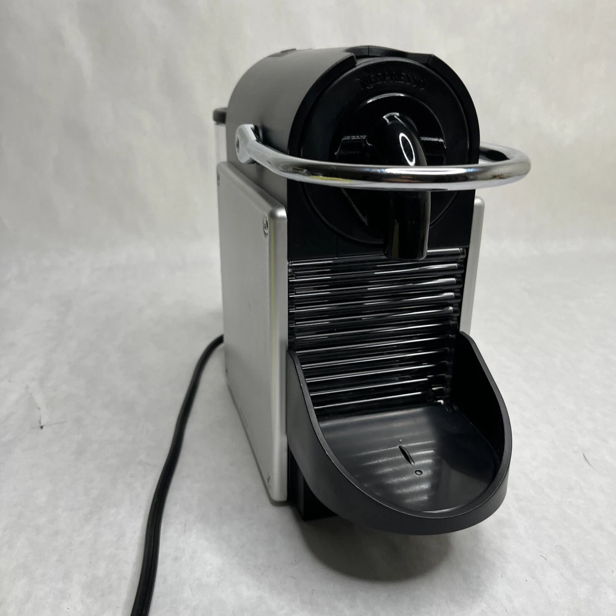 DeLonghi Nespresso Pixie EN125S Coffee Machine Electric Aluminum Works