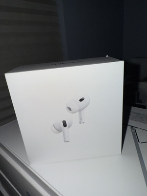 Apple AirPods Pro 2nd Generation with MagSafe Wireless Charging Case - White
