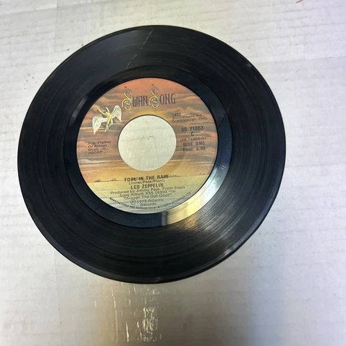 45 Led Zeppelin Fool In The Rain/Hot Dog Swan Song