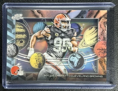 2025 Topps Cosmic Chrome Myles Garrett Base (RAW)