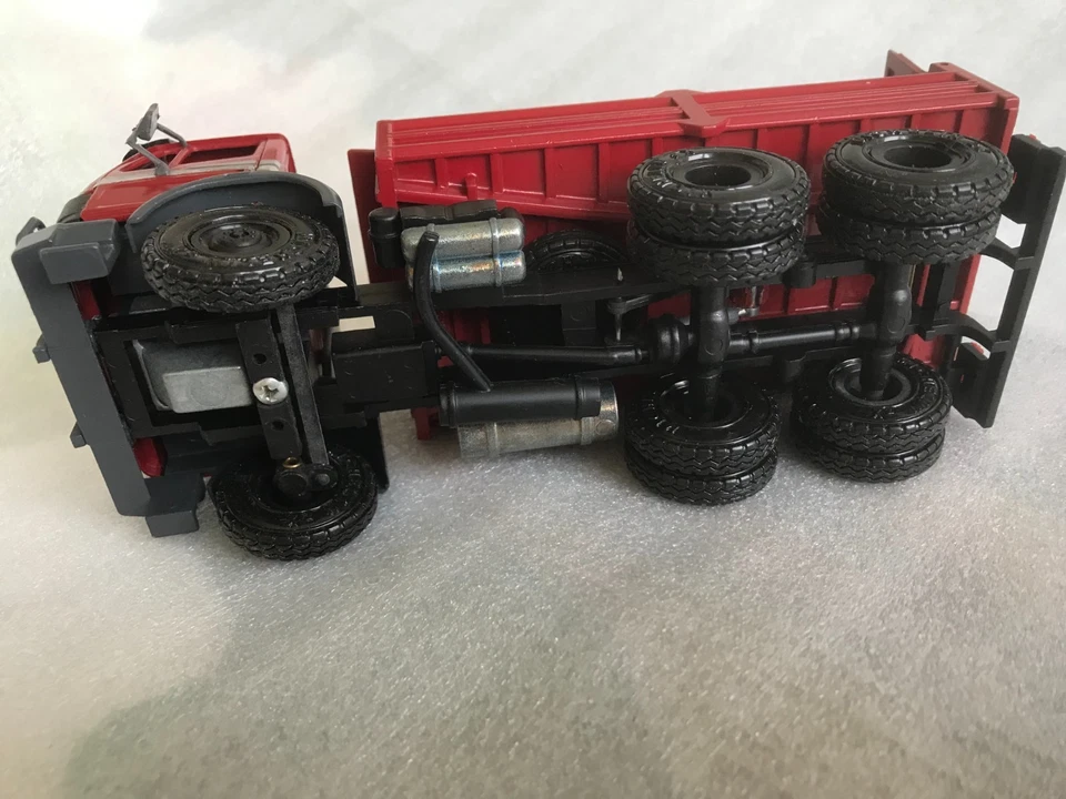 Camion miniature NZG Mercedes Actros 2635 - Photo 3/3