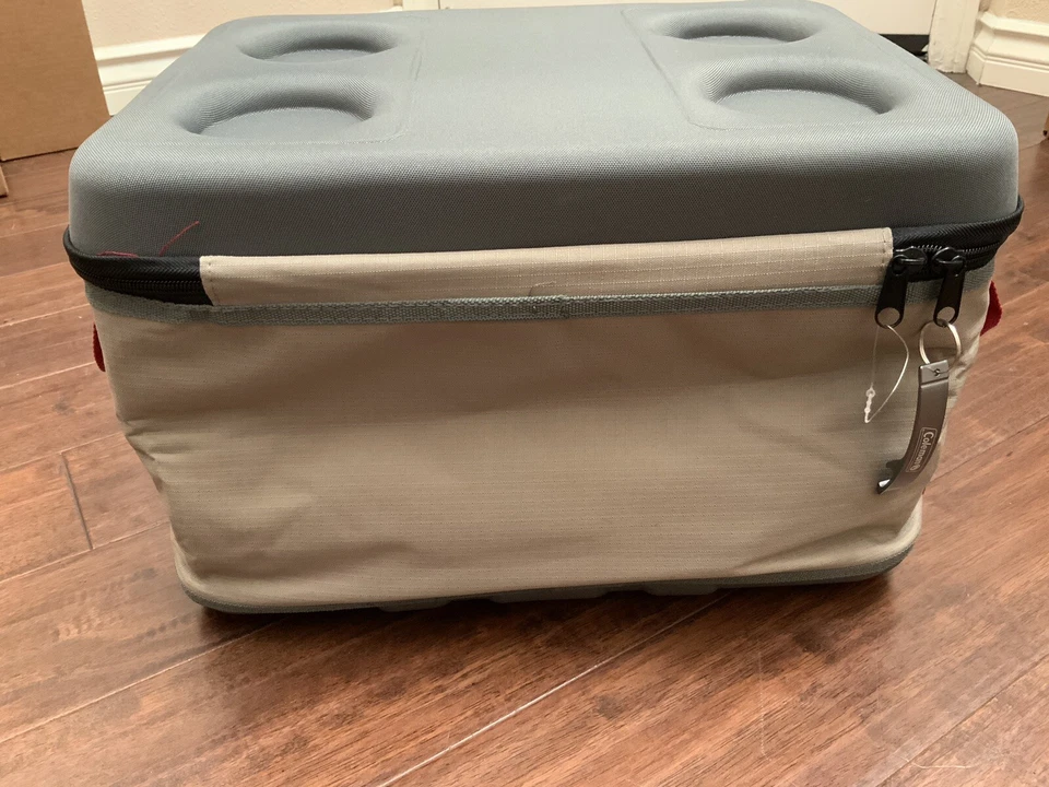 Coleman Soft Cooler 2020 Topps Celebration Of The Decades Party exclusivo sin usar Foto 3 de 4