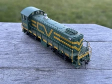 Atlas 10001891  Central Vermont CV Alco S2 Diesel Locomotive HO Scale