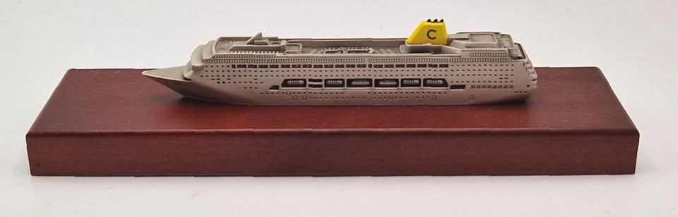 Kreuzfahrtschiff Modell Costa neoRIVIERA auf Sockel -Neuwertig - Bild 3 von 4