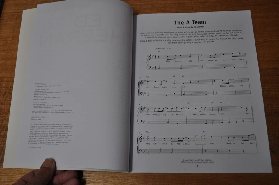 REALLY EASY PIANO ED SHEERAN 18 SONGS - WISE PUBLICATIONS - Image 3 of 4