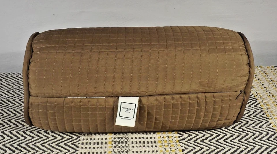 Travesseiro lombar marrom - Waverly Home - Cilindro - Resistente - Zíper - Geométrico - Imagem 3 de 4