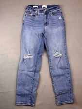 Universal Thread Medium Wash Straight Leg Jeans Women's Distressed Knee Denim