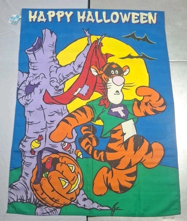 (2) Y2K 2000 Disney Winnie The Pooh & Tigger Halloween BANDERAS DE PATIO 42" X 28 1/2" Foto 4 de 4