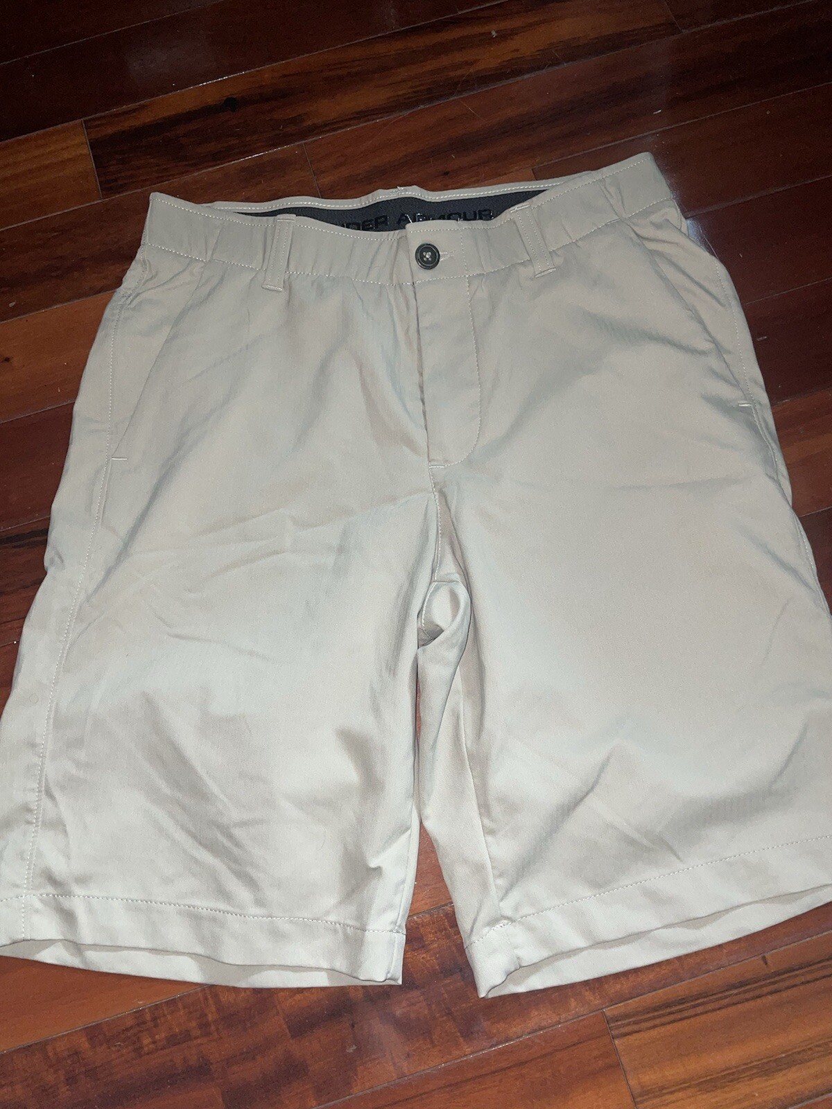 Shorts men’s under armour, khakis cream, beige, size 30-image