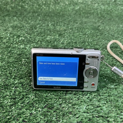 Kodak EasyShare MX1063 Silver 10.3MP 3X Optical Zoom Digital Camera - READ - Picture 3 of 6