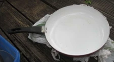 Preowned Used 11" Nonstick? White Ceramic? Red Sauce Pan No Lid Black Handle