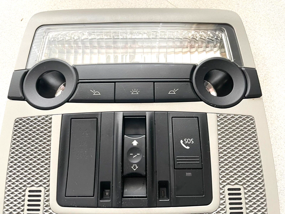 2007-2013 BMW X5 3.0Si E70 ~ FRONT ROOF DOME LIGHT SWITCH ~ 61319225942 - Image 2 of 4