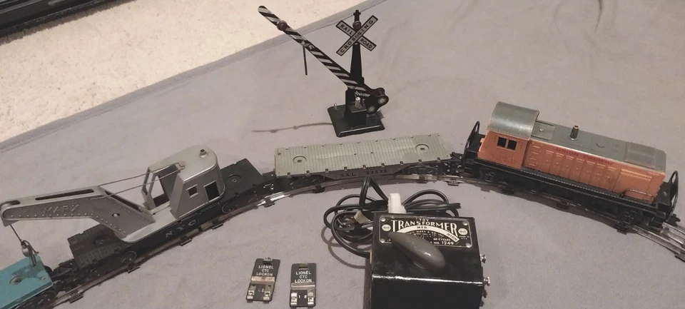 Vintage MARX Electric Train Set, Ideal Xmas Gift!  Working Condition (Video) - Image 2 of 4