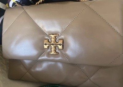 TORY BURCH $575 TAUPE OAK DIAMOND QUILT CONVERTIBLE SHOULDER  display picture 1