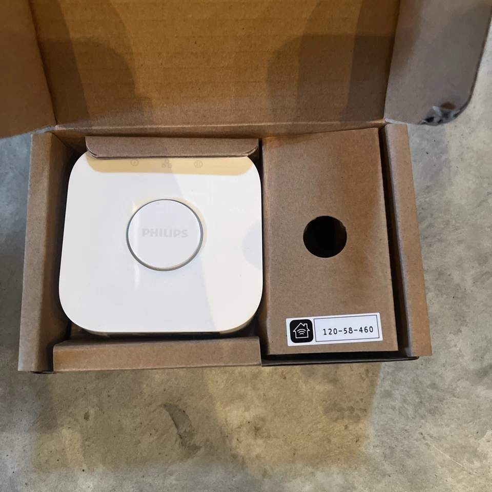 Philips Hue Bridge Frustration 2nd Generation Home Automation Kit - 458489 - Image 3 of 4
