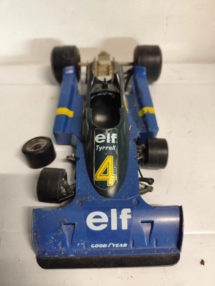 burago Bburago tyrrell p 34/2 scala 1/14 Danneggiata O Pezzi Di Ricambio - Immagine 2 di 4