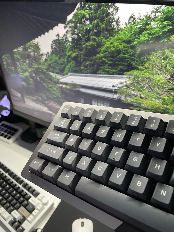 Kiboom Loop 65 Compact RGB Mechanical Keyboard – Bluetooth / 2.4G / USB-C New - Bild 3 von 4