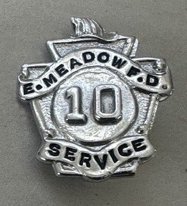Vintage 1930–50s E Meadow F.D. 10 Year Service Fire Dept Silver-Nickel Lapel Pin